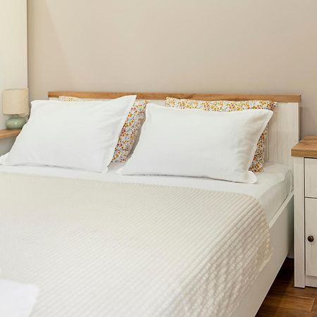 Mdm Apartment City Center Felicita Deluxe 鲁塞 外观 照片