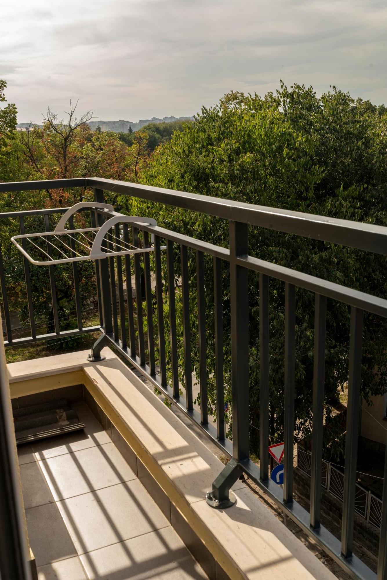 Mdm Apartment City Center Felicita Deluxe 鲁塞 外观 照片