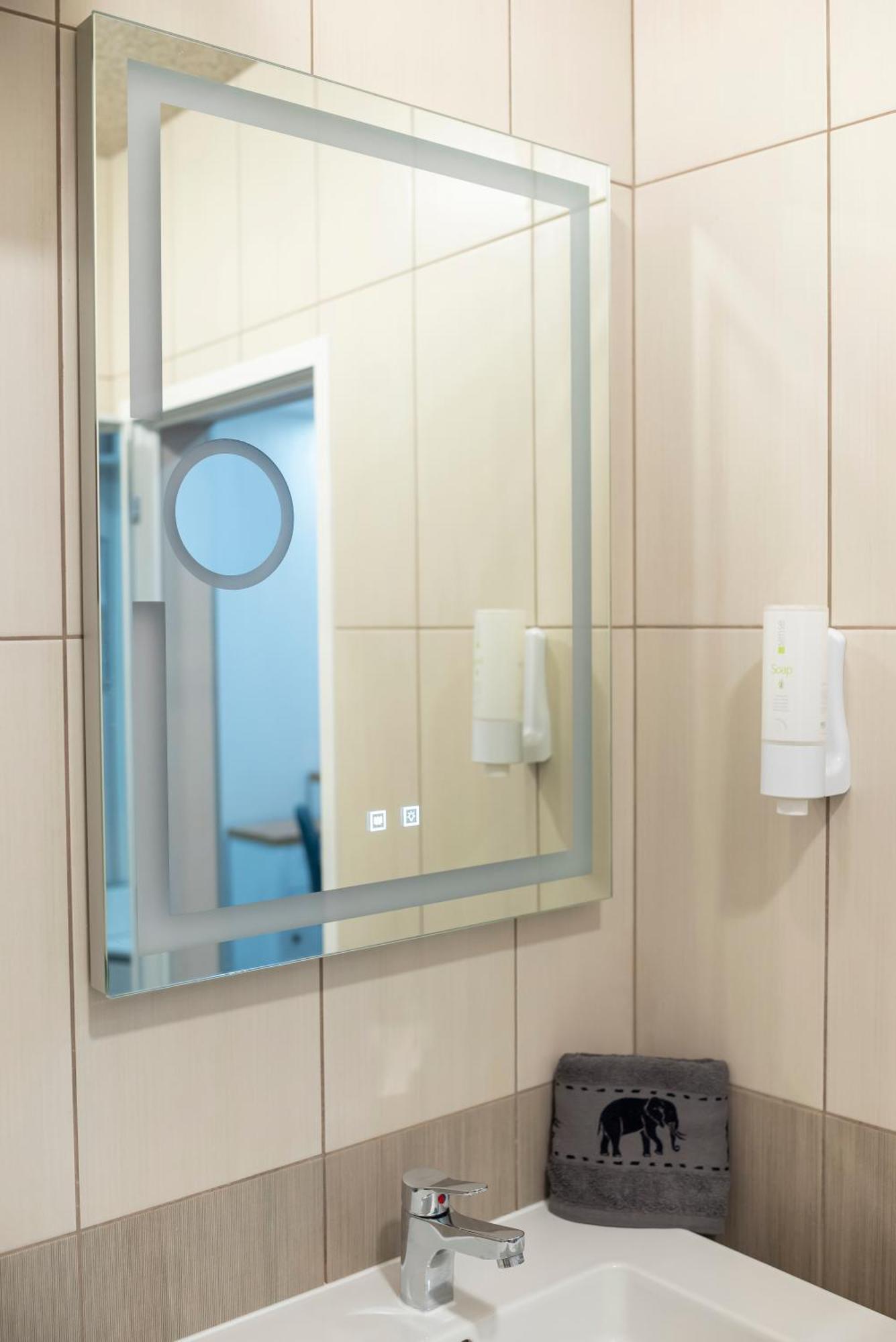 Mdm Apartment City Center Felicita Deluxe 鲁塞 外观 照片